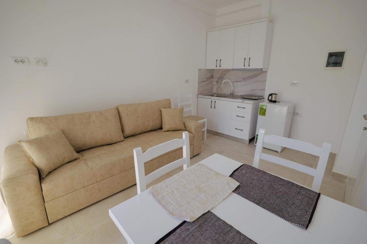 Relaxing Escape Rooms Ksamil Exterior photo