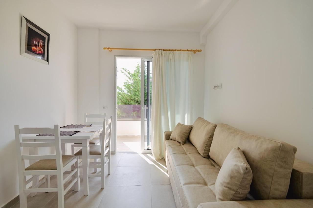Relaxing Escape Rooms Ksamil Exterior photo
