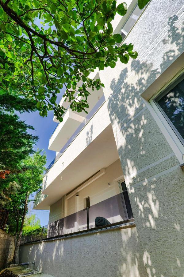 Relaxing Escape Rooms Ksamil Exterior photo