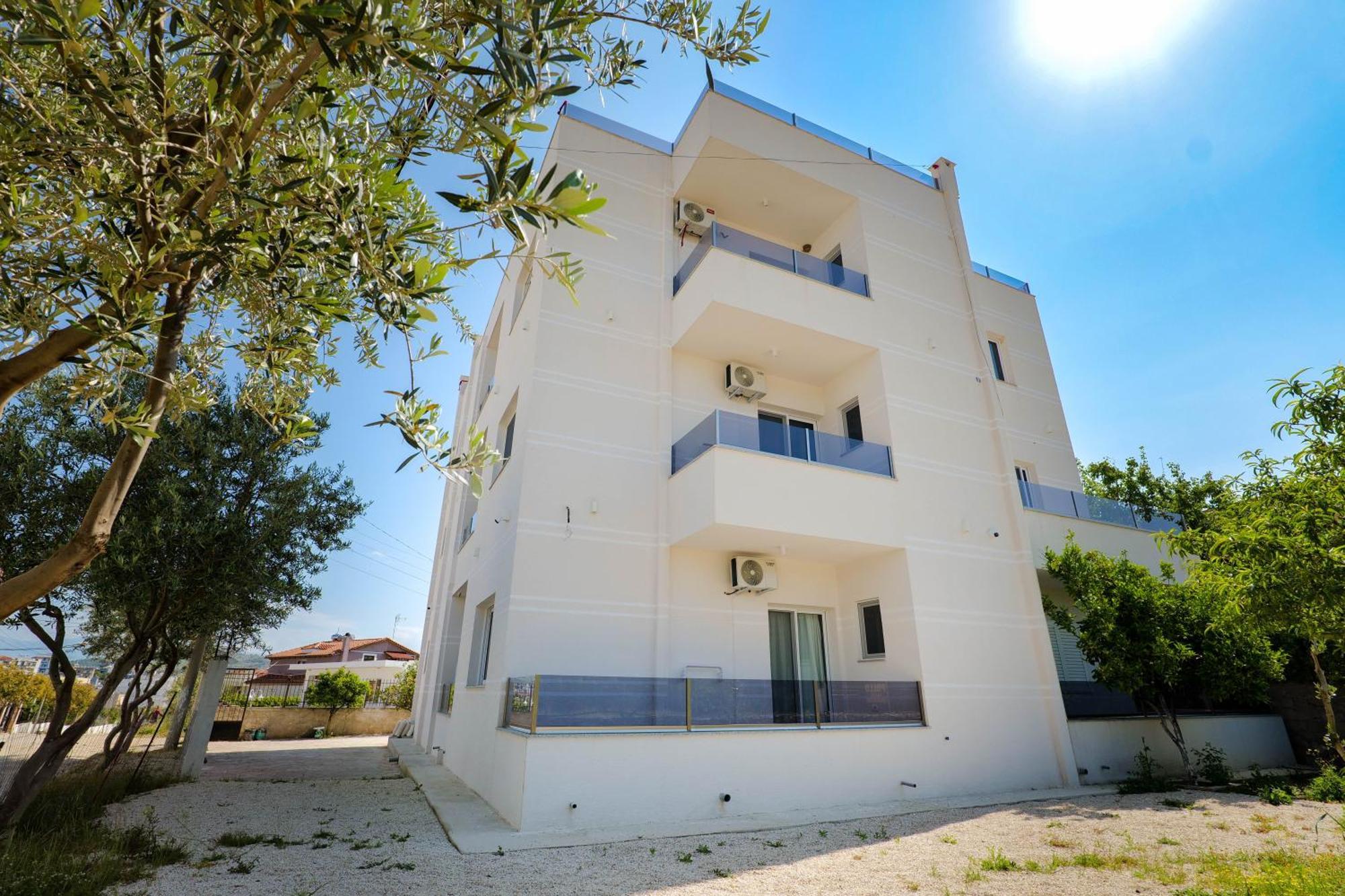 Relaxing Escape Rooms Ksamil Exterior photo